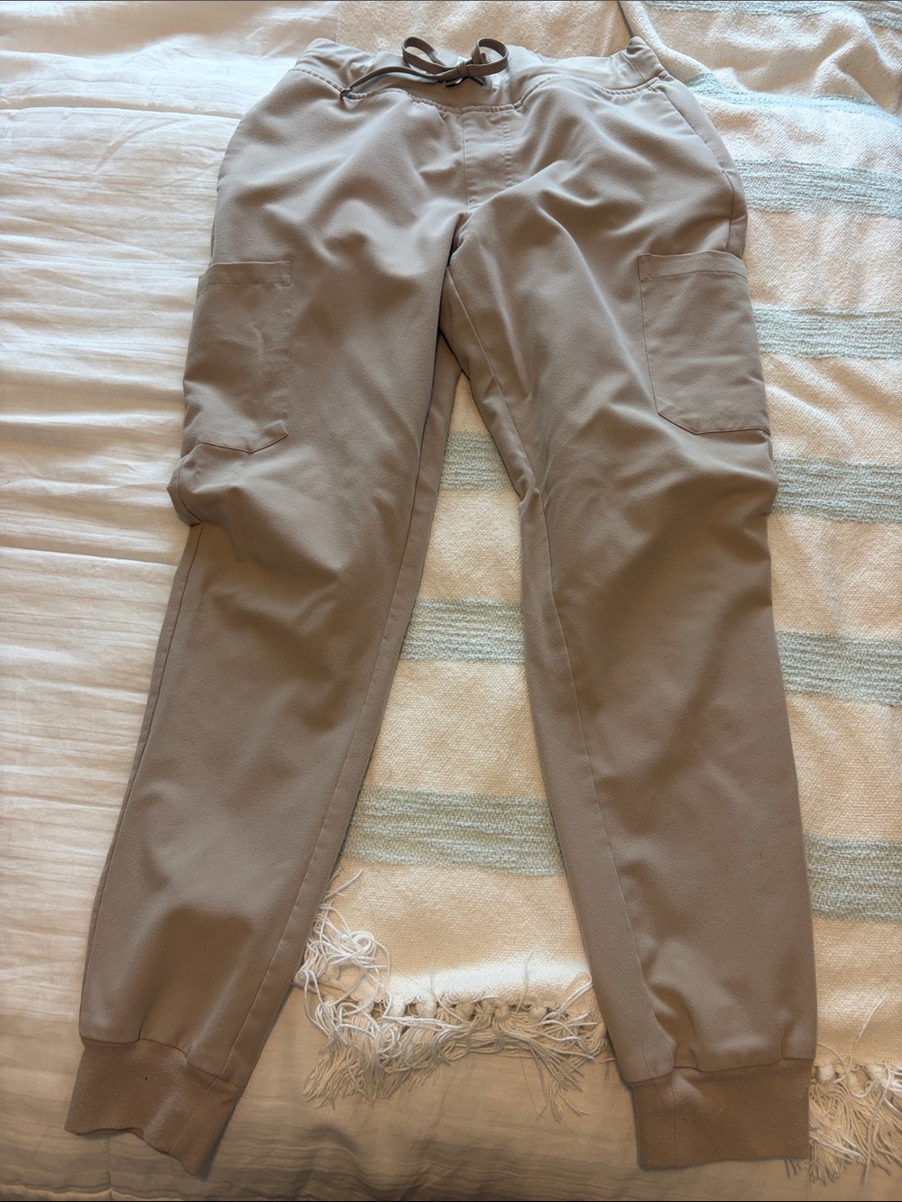 Women’s Neutral Taupe Sport Jogger scrubs